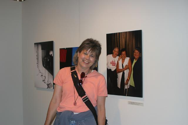 002 011.jpg - Petra and the picture of her, Mama O, and Theresa